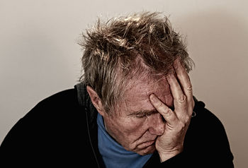 Le syndrome de glissement chez les personnes âgées